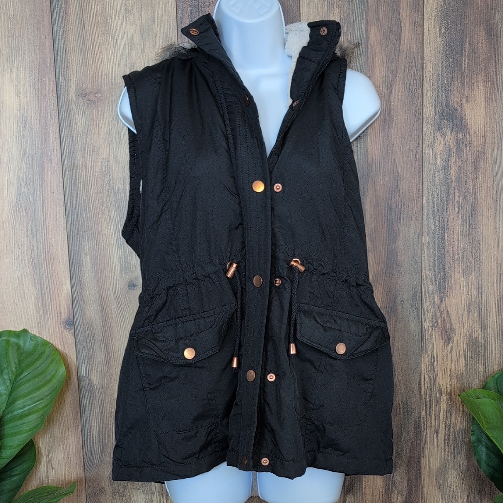 Ashley by 26 International Outerwear Navy Faux Fur Hooded Utility Vest L M658